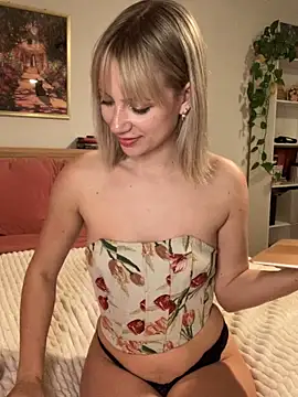 rileylovesyou online show from 17, 2, 2025