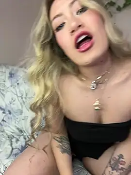 Snapshot of Lally_Valencia__ chatting on 22, 2, 2025 Lally Valencia   online show from 22, 2, 2025