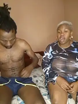 Snapshot of holidtic_justice chatting on 12, 11, 2025 holidtic justice online show from 12, 11, 2025