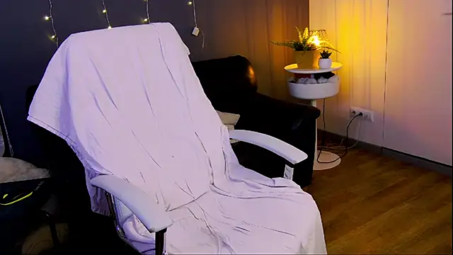 Snapshot of just_gay_ chatting on 5, 2, 2025 just gay online show from 5, 2, 2025