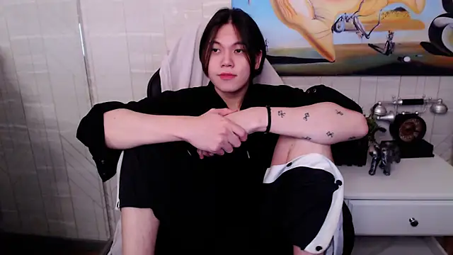 Snapshot of just_gay_ chatting on 6, 2, 2025 just gay online show from 6, 2, 2025