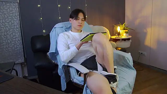 Snapshot of just_gay_ chatting on 15, 2, 2025 just gay online show from 15, 2, 2025