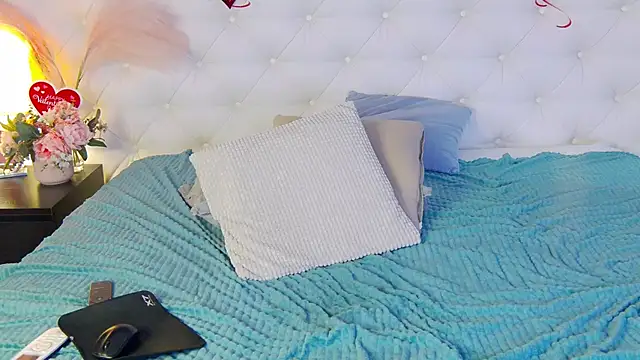 Snapshot of just_gay_ chatting on 19, 2, 2025 just gay online show from 19, 2, 2025