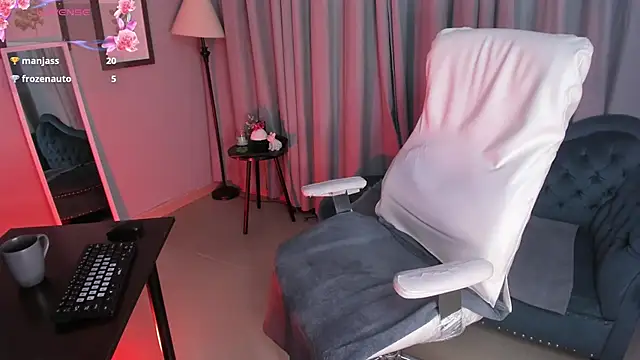 Snapshot of Dafne_00 chatting on 23, 5, 2026 Dafne 00 online show from 23, 5, 2026