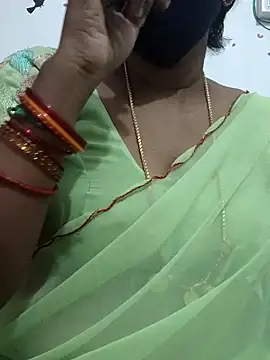 Snapshot of Tamil_Meera12 chatting on 19, 12, 2025 Tamil Meera12 online show from 19, 12, 2025