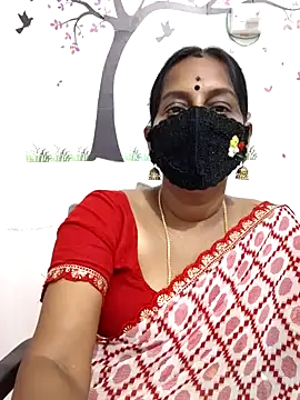 Snapshot of Tamil_Meera12 chatting on 24, 3, 2026 Tamil Meera12 online show from 24, 3, 2026
