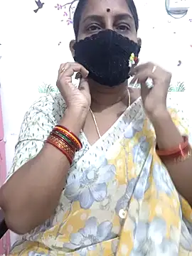 Snapshot of Tamil_Meera12 chatting on 2, 4, 2026 Tamil Meera12 online show from 2, 4, 2026