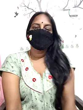 Snapshot of Tamil_Meera12 chatting on 12, 4, 2026 Tamil Meera12 online show from 12, 4, 2026