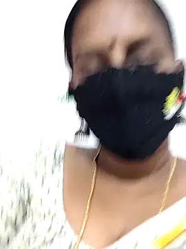 Snapshot of Tamil_Meera12 chatting on 15, 4, 2026 Tamil Meera12 online show from 15, 4, 2026