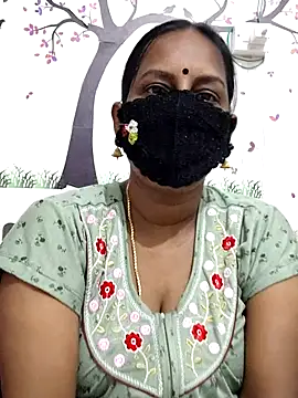 Snapshot of Tamil_Meera12 chatting on 25, 4, 2026 Tamil Meera12 online show from 25, 4, 2026