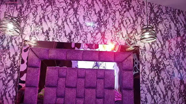 Snapshot of Raichell_ chatting on 25, 11, 2025 Raichell online show from 25, 11, 2025