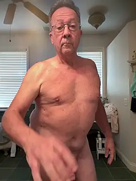 sissyboijamie1313 online show from 31, 1, 2026