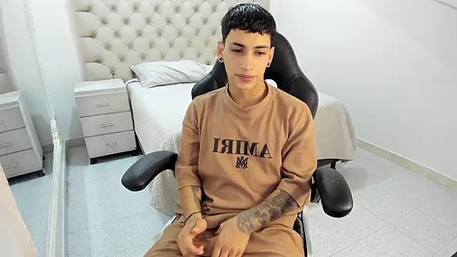 JhoanLeandro online show from 31, 10, 2025