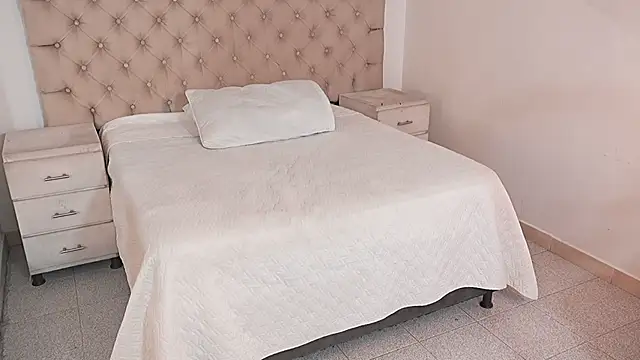 JhoanLeandro online show from 8, 2, 2026