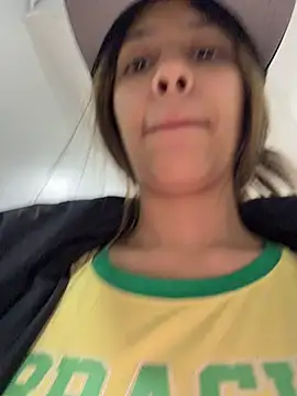 vicky bass online show from 20, 11, 2025