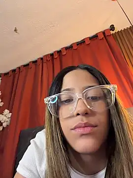 vicky bass online show from 16, 12, 2025