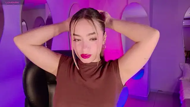 AmaiaHaywood online show from 6, 11, 2025