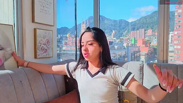 Snapshot of Daphne_chers chatting on 24, 10, 2025 Daphne chers online show from 24, 10, 2025