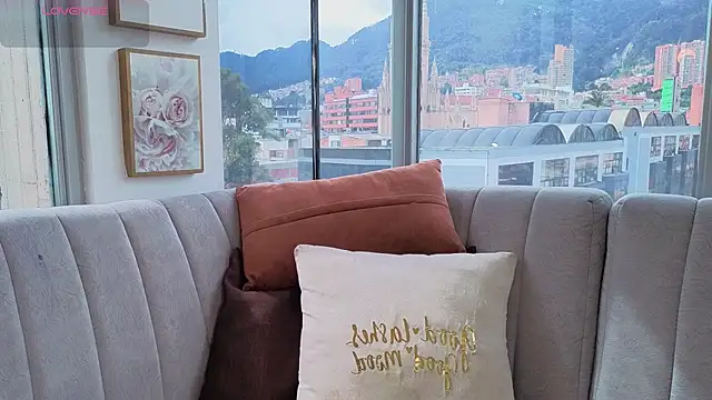 Snapshot of Daphne_chers chatting on 3, 2, 2026 Daphne chers online show from 3, 2, 2026