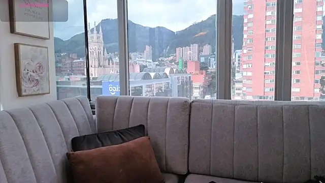 Snapshot of Daphne_chers chatting on 1, 4, 2026 Daphne chers online show from 1, 4, 2026