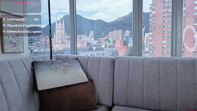 Snapshot of Daphne_chers chatting on 7, 4, 2026 Daphne chers online show from 7, 4, 2026