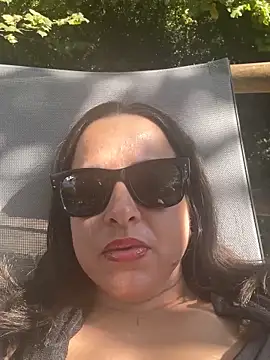 laarti online show from 8, 10, 2025