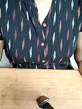 Tamil Radha online show from 5, 12, 2025