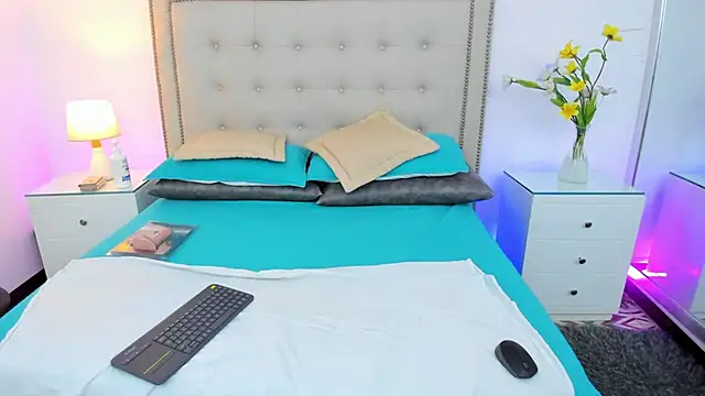 Snapshot of Sofiavillegaz chatting on 18, 3, 2025 Sofiavillegaz online show from 18, 3, 2025