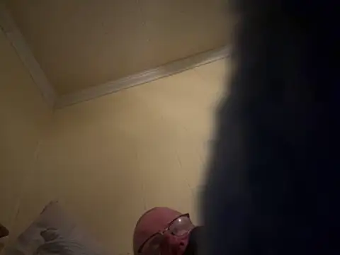 Snapshot of ClimbedCaelum chatting on 14, 12, 2025 ClimbedCaelum online show from 14, 12, 2025