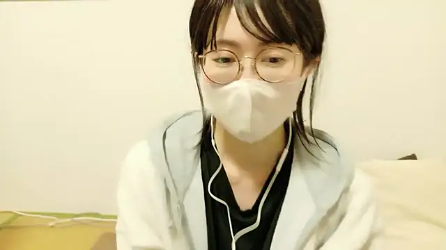 Snapshot of RIO_o0 chatting on 17, 4, 2026 RIO o0 online show from 17, 4, 2026
