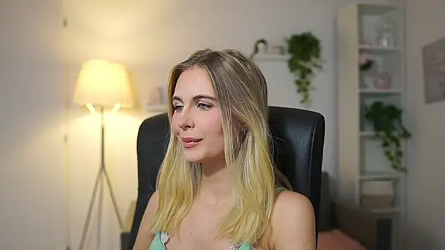 catecrago  online show from 3, 12, 2025