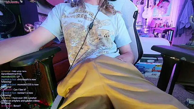 Snapshot of AaronSkeetman chatting on 26, 7, 2026 AaronSkeetman online show from 26, 7, 2026