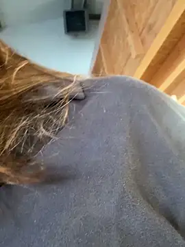 Snapshot of Lars-Lola chatting on 30, 11, 2025 Lars-Lola online show from 30, 11, 2025