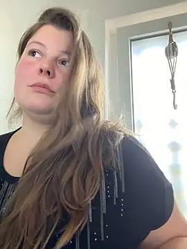 Snapshot of Lars-Lola chatting on 15, 3, 2026 Lars-Lola online show from 15, 3, 2026