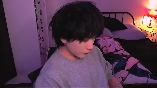 Snapshot of rennnuts chatting on 9, 10, 2025 rennnuts online show from 9, 10, 2025