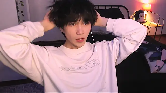 Snapshot of rennnuts chatting on 14, 10, 2025 rennnuts online show from 14, 10, 2025