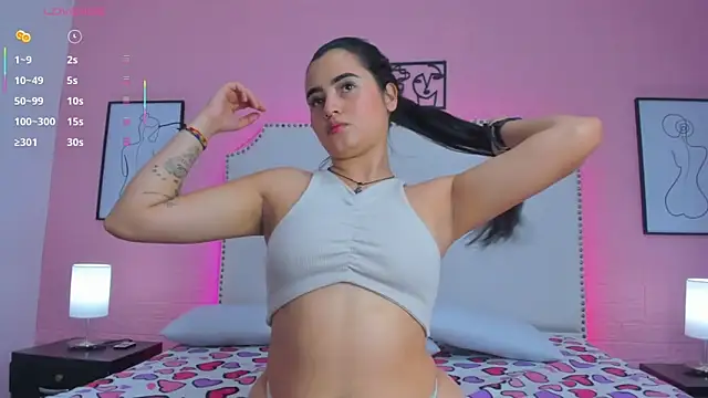  Emma whiitee  online show from 10, 9, 2025