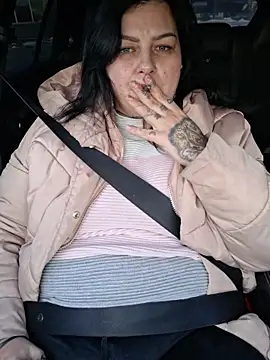 Snapshot of CannabisQueenn chatting on 6, 1, 2026 CannabisQueenn online show from 6, 1, 2026