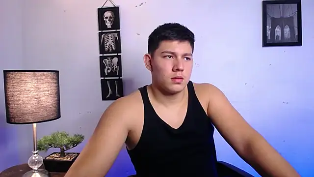 JamesCr  online show from 8, 11, 2025