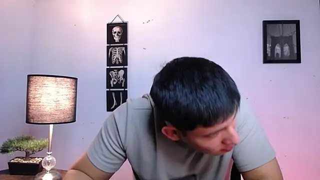 JamesCr  online show from 10, 11, 2025