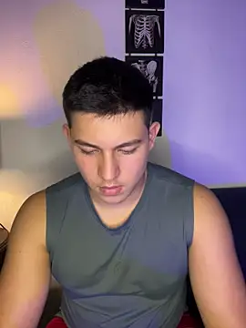 Snapshot of JamesCr_ chatting on 12, 1, 2026 JamesCr online show from 12, 1, 2026