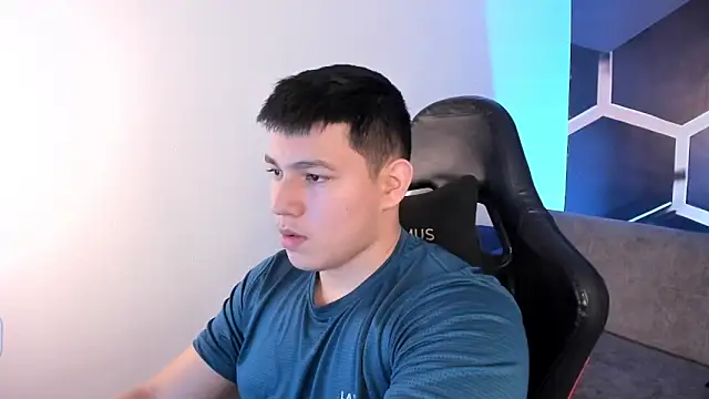 Snapshot of JamesCr_ chatting on 15, 1, 2026 JamesCr online show from 15, 1, 2026