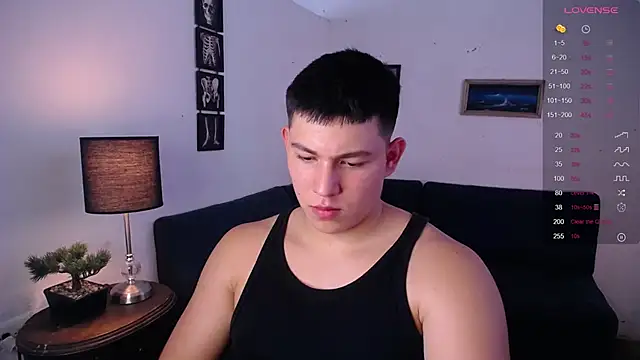 Snapshot of JamesCr_ chatting on 13, 2, 2026 JamesCr online show from 13, 2, 2026