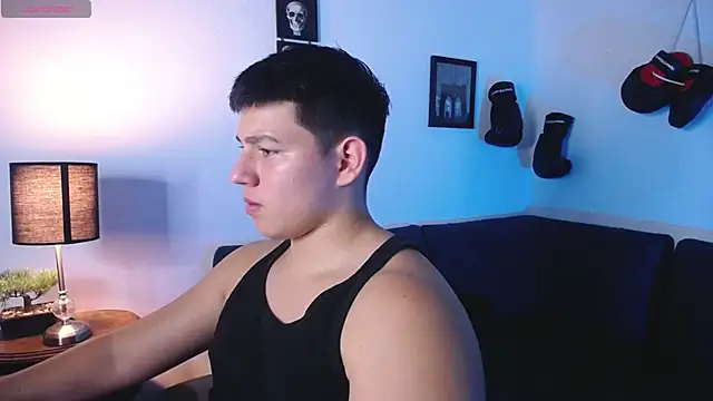 Snapshot of JamesCr_ chatting on 26, 2, 2026 JamesCr online show from 26, 2, 2026