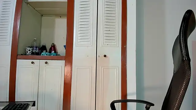 Violetta 0 online show from 23, 10, 2025