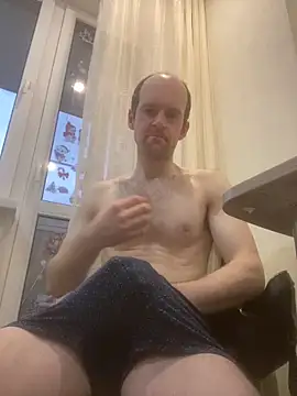 Snapshot of LynnAhNight chatting on 1, 4, 2026 LynnAhNight online show from 1, 4, 2026