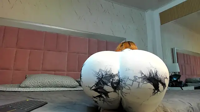 Snapshot of AzunaStar chatting on 22, 3, 2025 AzunaStar online show from 22, 3, 2025