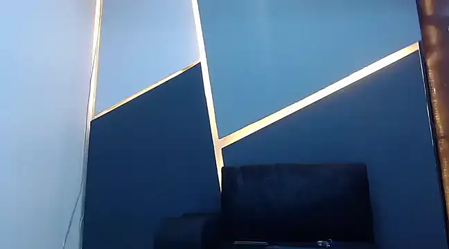 Snapshot of HotDirty_Couple chatting on 14, 2, 2025 HotDirty Couple online show from 14, 2, 2025