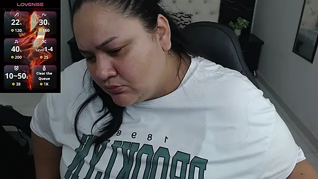 Aaliyah11 online show from 21, 11, 2025