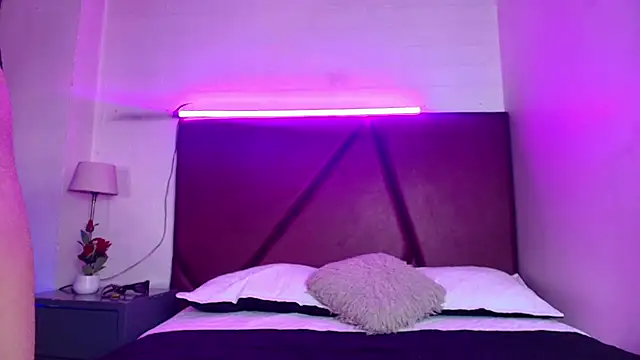 Nikkenyx online show from 12, 2, 2026